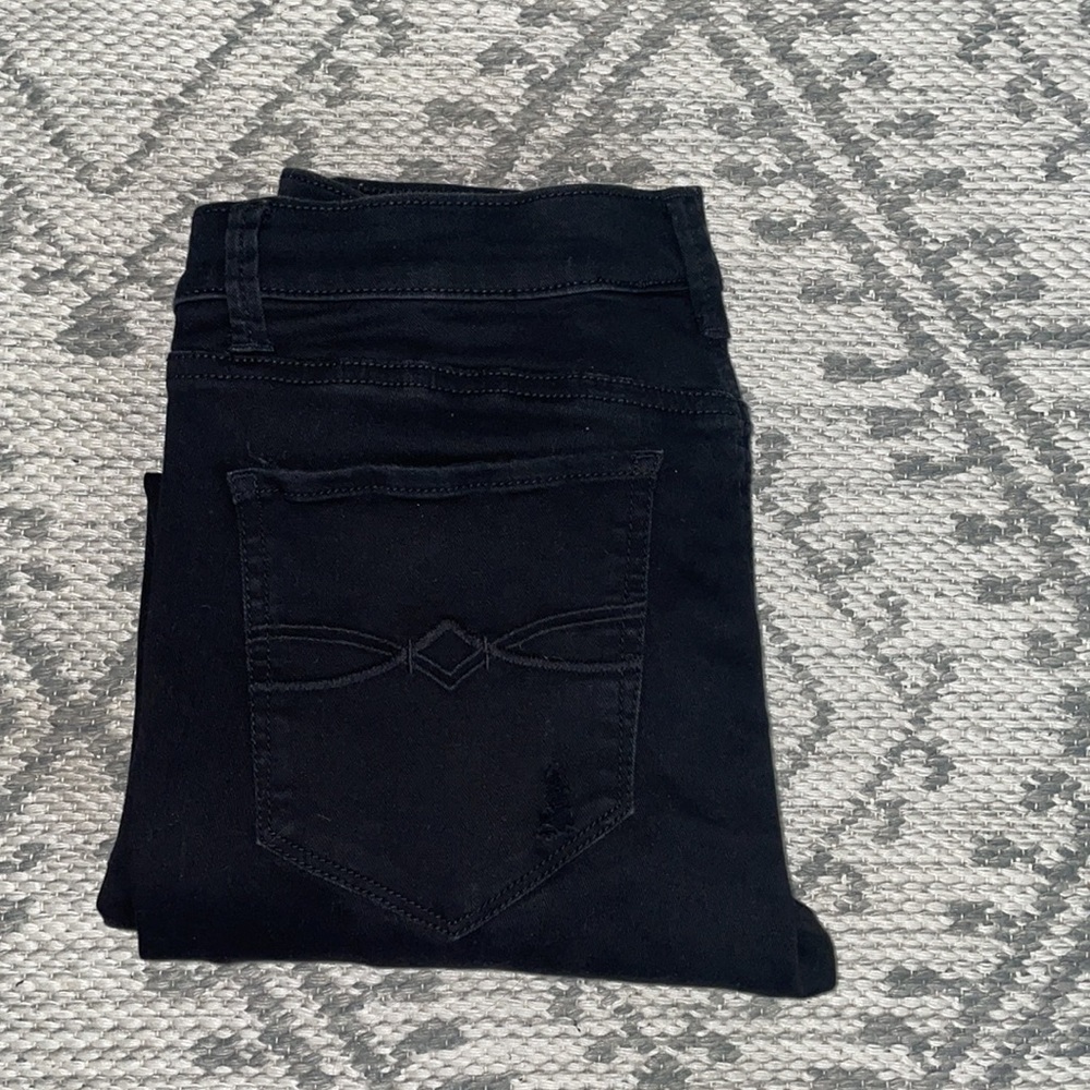 Mudd size 11 distressed skinny black jeans